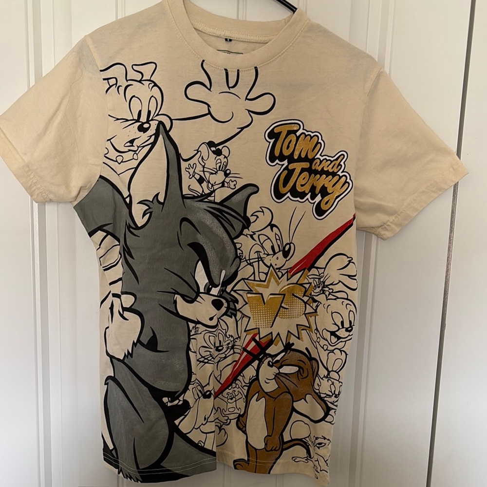 Tom and Jerry Graphic T-Shirt